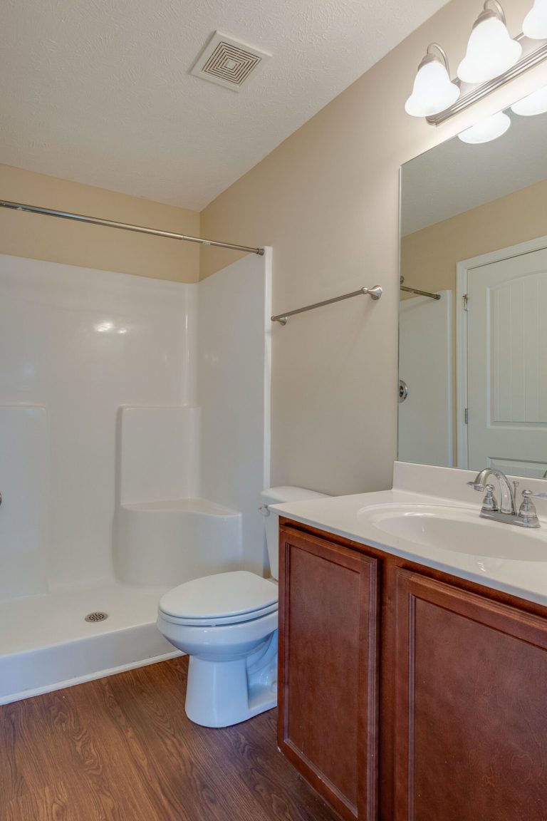 Cottages at Mt. View Bathroom