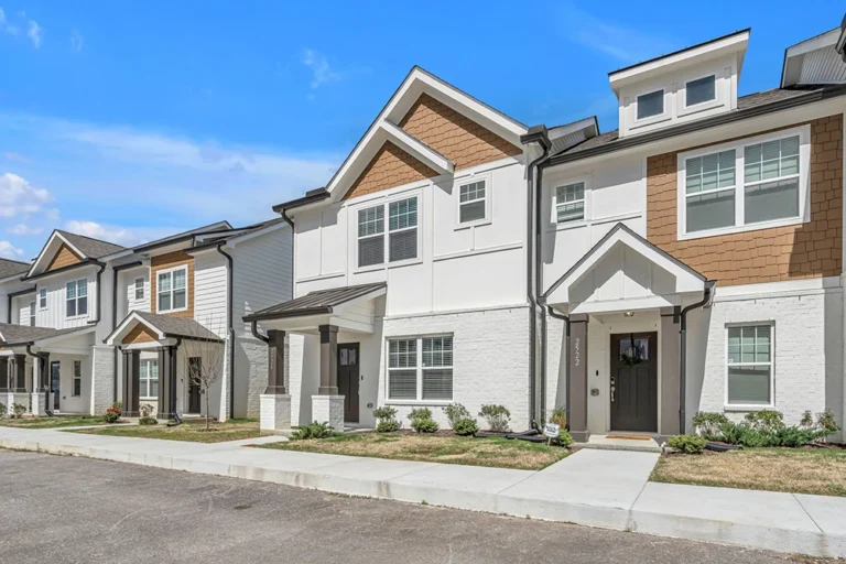 Robinson Townhomes Exterior