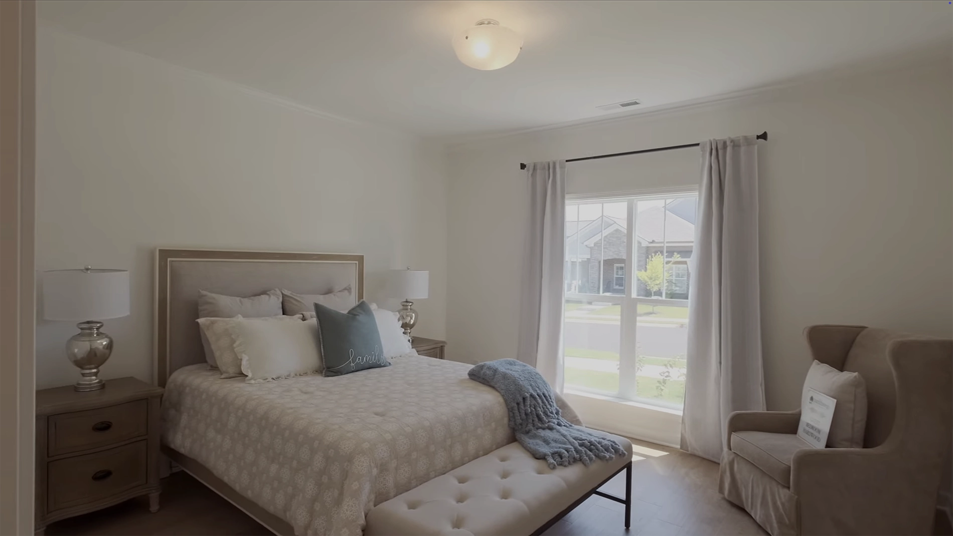 Video Preview, Bedroom